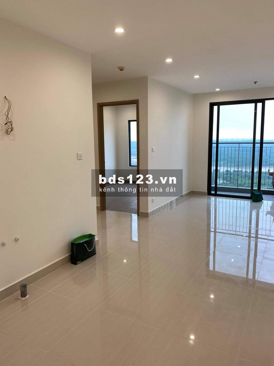 Căn 2 phòng ngủ tại Vinhome Giá 2 tỷ 070 triệu cần bán gấp nhận nhà vào ở ngay