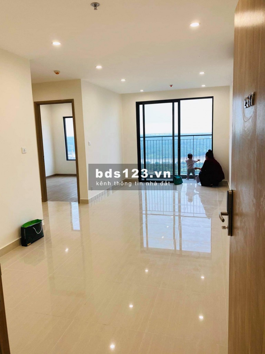 Căn 2 phòng ngủ tại Vinhome Giá 2 tỷ 070 triệu cần bán gấp nhận nhà vào ở ngay