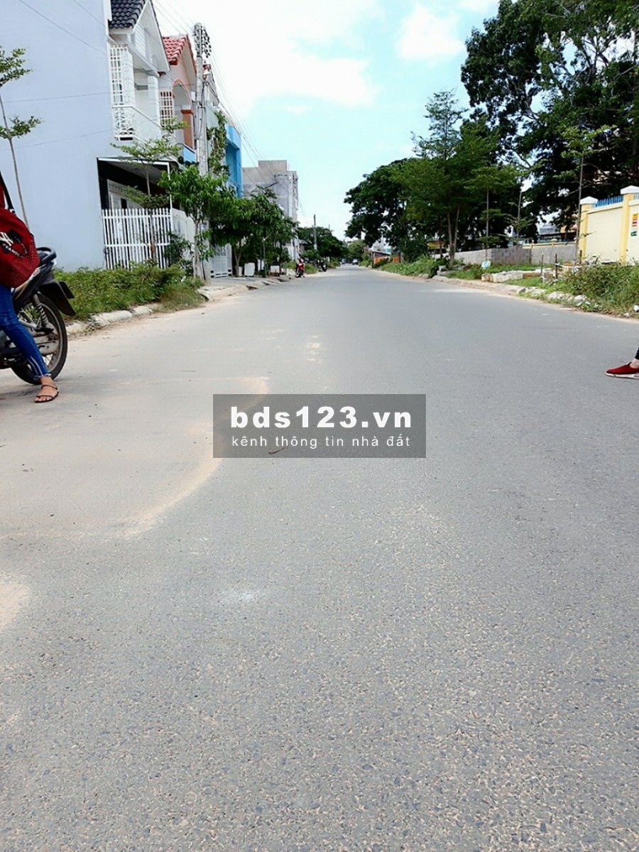 Bán gấp lô đất Đại Lộ Lê Duẩn, TP. Phan Thiết