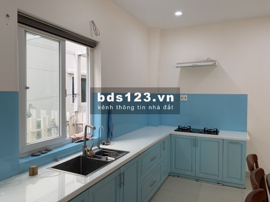 Nhà 1 trệt 2 lầu, Khu Compound Park Riverside, 3PN 3WC, an ninh 24/7, tiện ở hoặc làm công ty