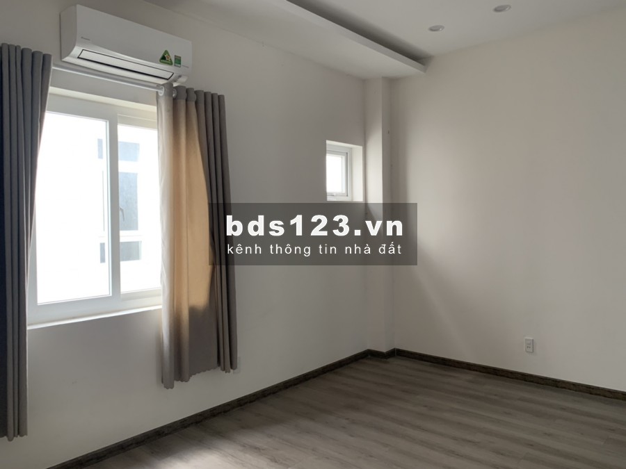 Nhà 1 trệt 2 lầu, Khu Compound Park Riverside, 3PN 3WC, an ninh 24/7, tiện ở hoặc làm công ty