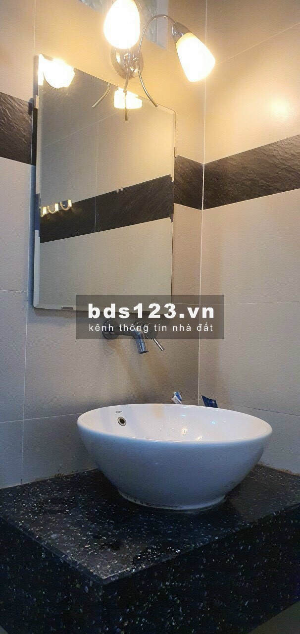 Bán nhà đường 30 An Phú Hưng,Quận 7 dt 4x19m,3 lầu