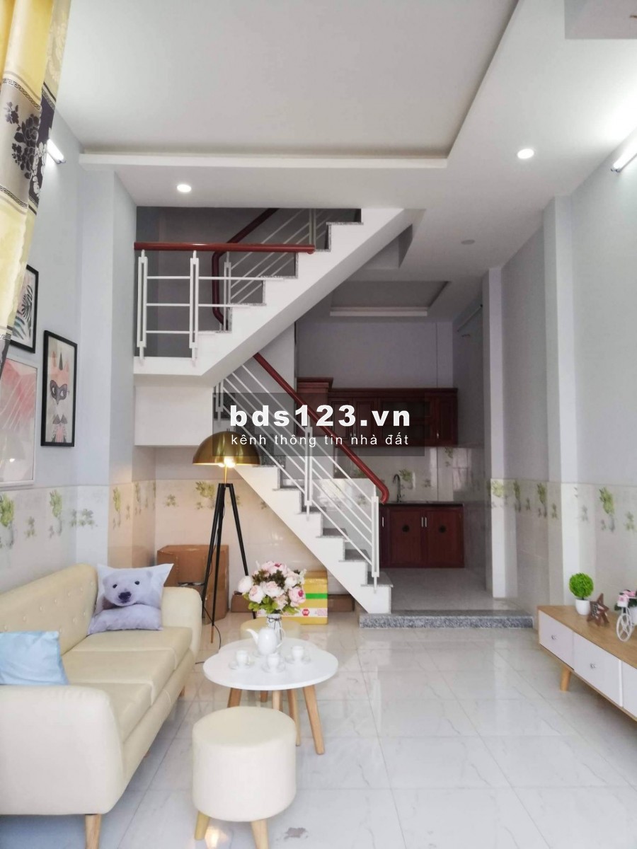 Bán nhà hẻm 980 Tân Kỳ Tân Quý,2 lầu, hẻm thông 7m chỉ 2.2 tỷ