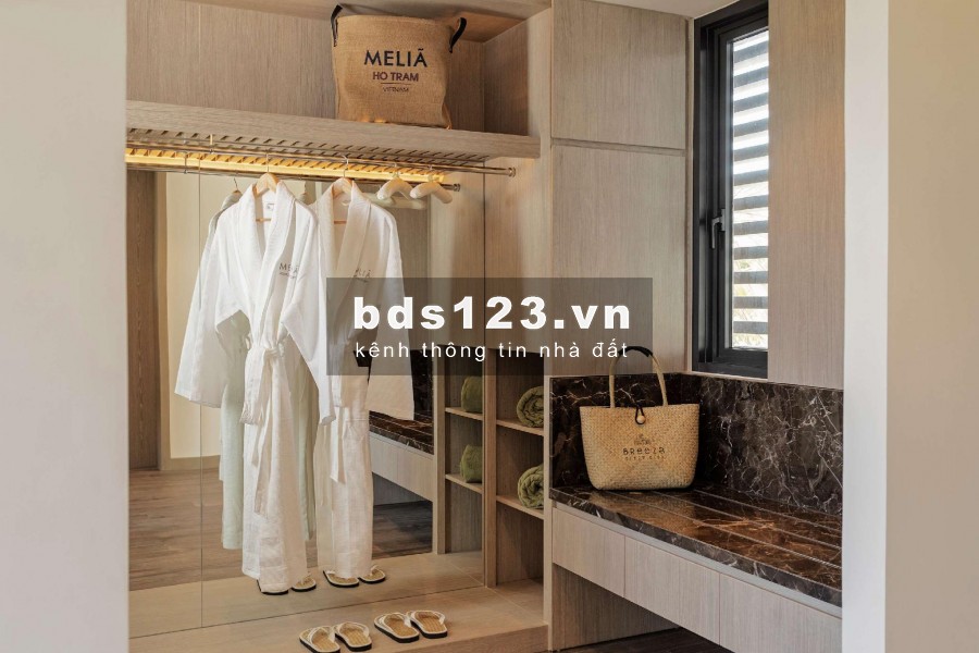 Bán gấp Villa biển 3PN tại Melia Hồ Tràm full nội thất . Lh…