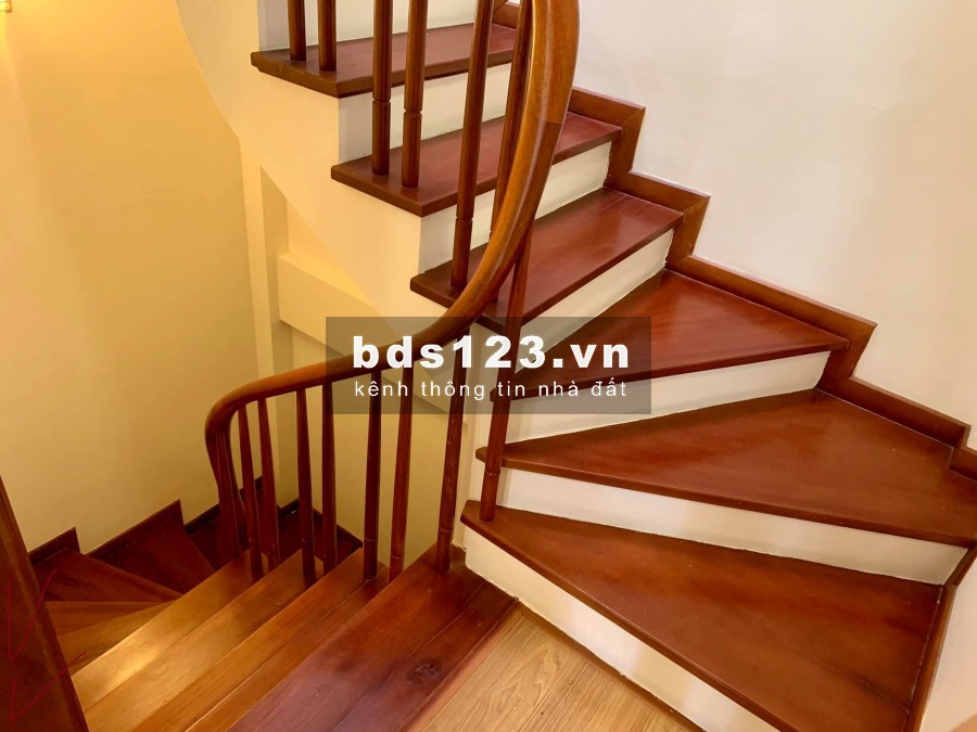 Bán nhà đẹp Thượng Thanh, Long Biên, 4T, chỉ 2.58 tỷ