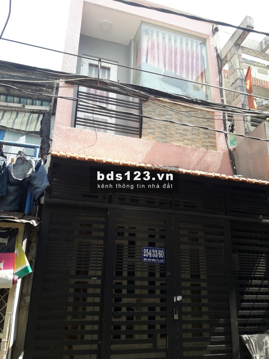 Cho thuê nhà nguyên căn Quận 4 rộng 28m2, 1 trệt, 1 lầu, giá 6.5 triệu/tháng, lh 0934579411