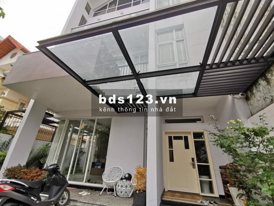 Cho thuê Biệt thự Hiện đại sân vườn 450m2 Nguyễn Văn Hưởng Thảo điền Quận 2 MS:466