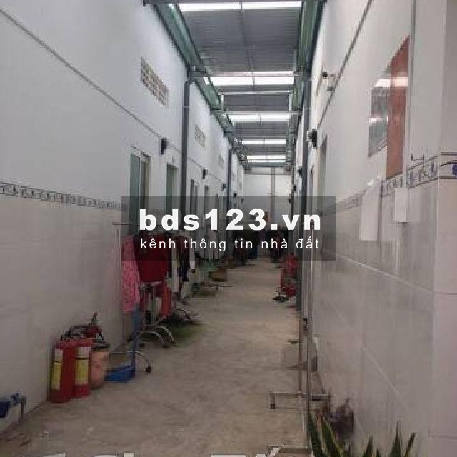Gia đình tôi cần bán gấp 2 dãy trọ. Ngay khu công nghiệp Mỹ Phước - Bình Dương