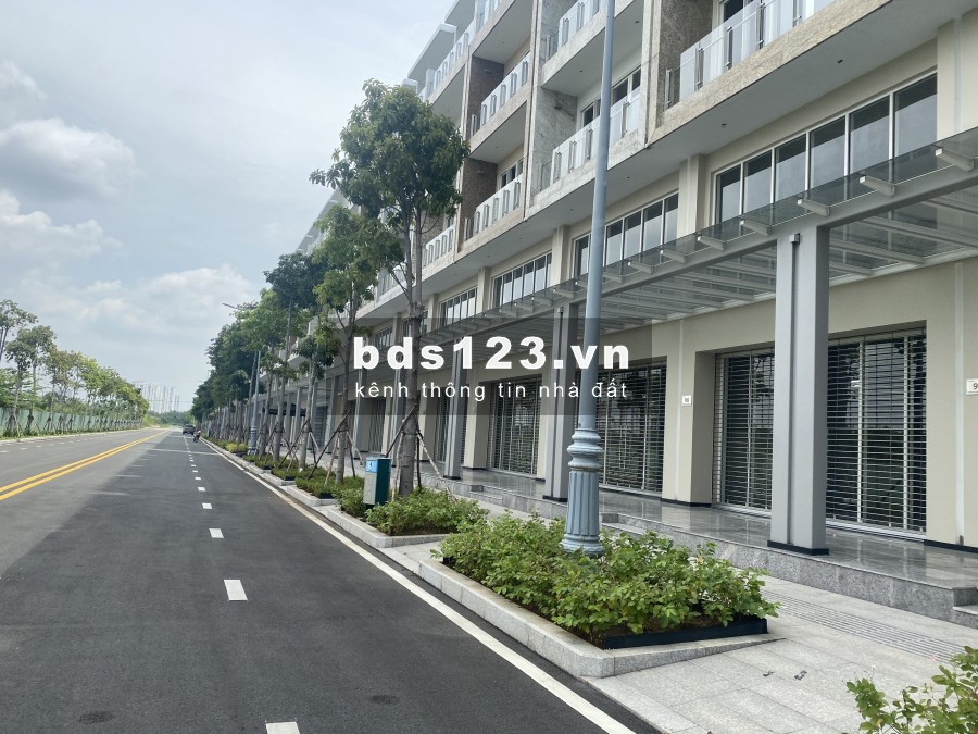 Cần bán 3 căn hộ thương mại tại Sarina Sala
