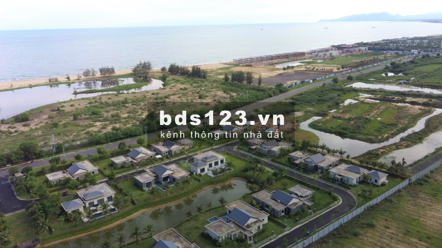 Hot ! Biệt Thự Nghỉ Dưỡng Biển Hồ Tràm Diện Tích 1000m2 cạnh Casino và sân Golf Hồ Tràm Strip . Lh 0912357447