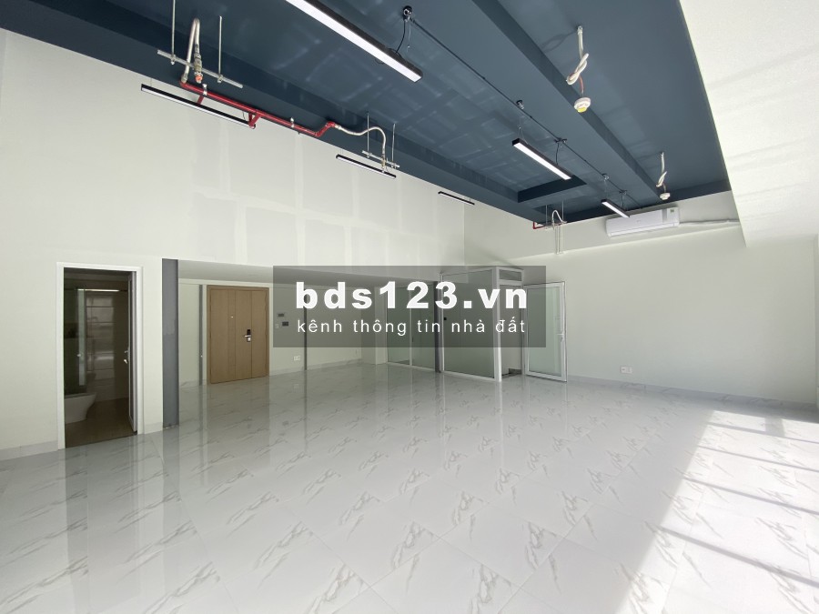 Cho thuê căn nhà phố- shophouse Sarina sala giá chỉ 90 triệu/tháng