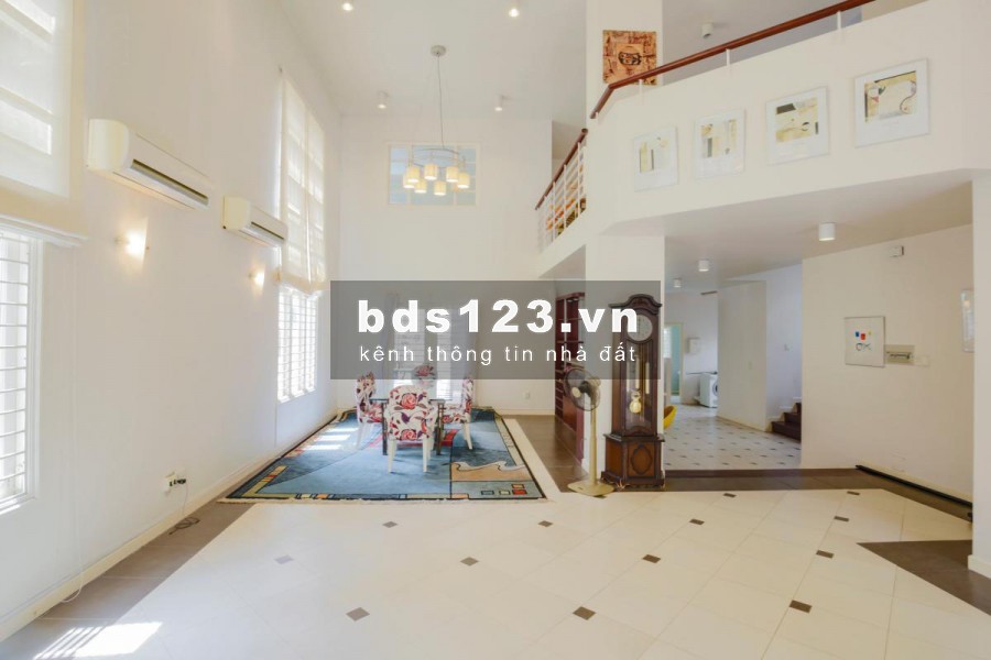 Cho thuê Biệt thự sân vườn trệt 2 lầu 480m2 Trần não Bình An Quận 2 MS:429