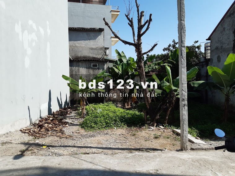 Bán đất Liên Mạc 49m, MT 4.8m, Ô tô đỗ cửa, Giá 1,7 tỷ. LHCC 0975626023