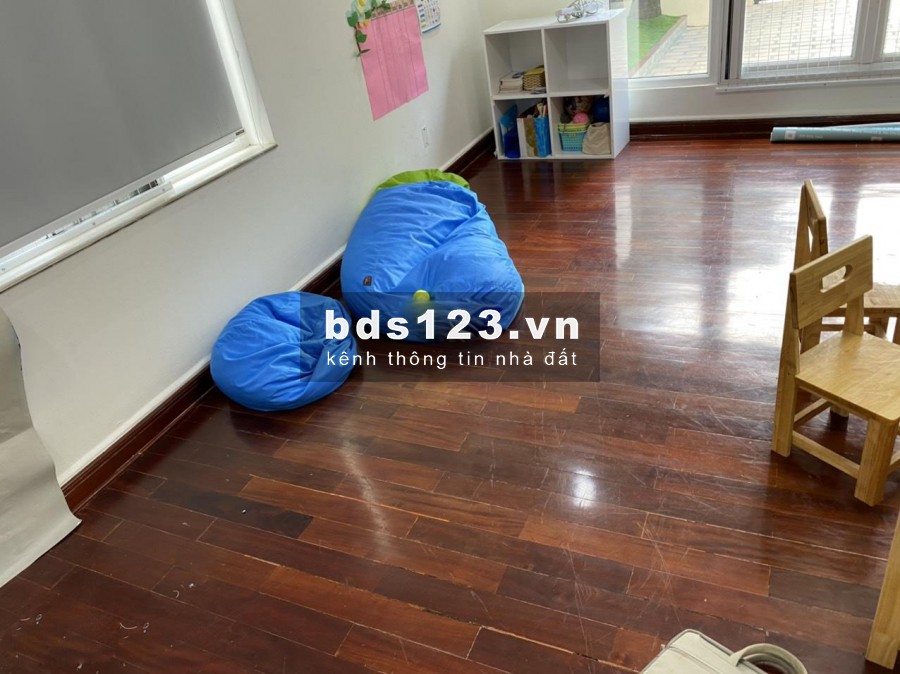 Cho thuê Biệt thự sân vườn 900m2 Làm trường học đường 44 Thảo điền Quận 2 MS:461