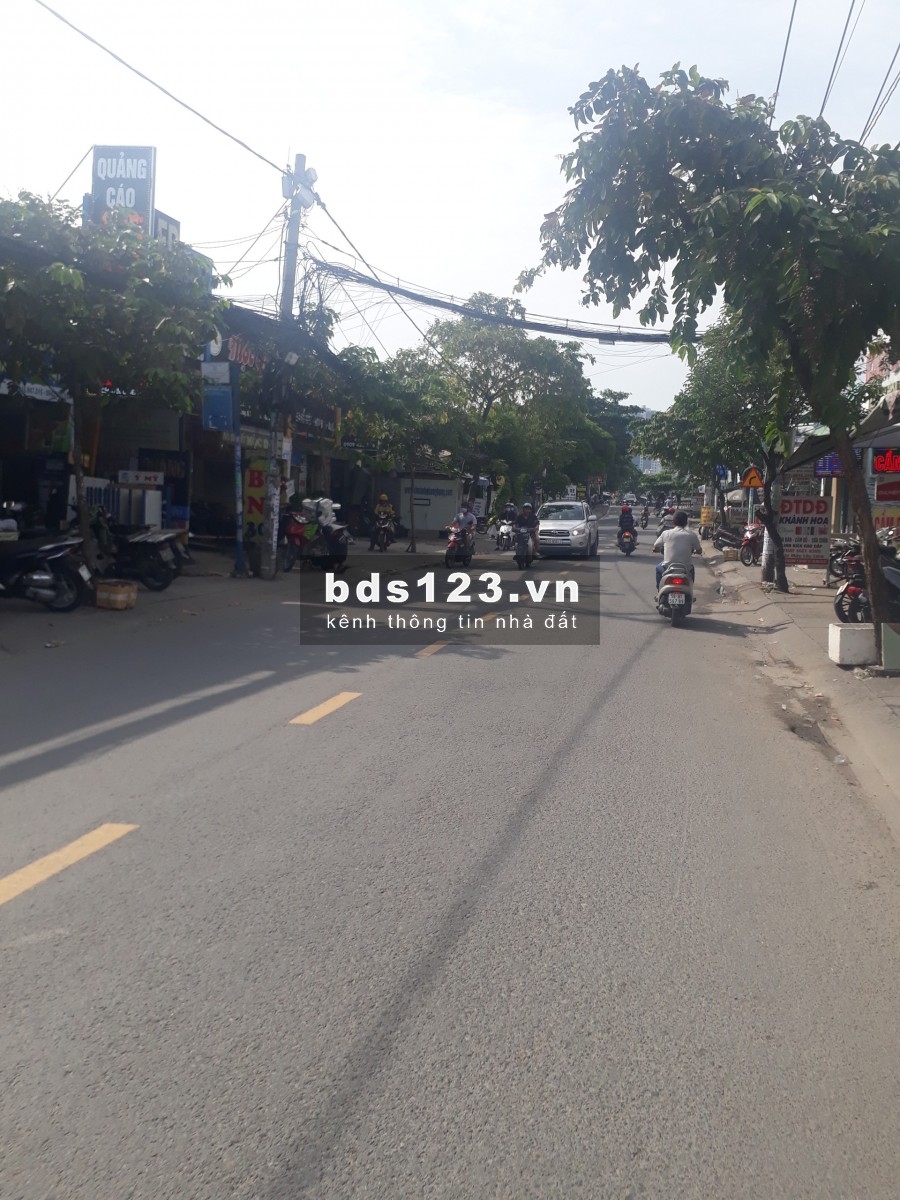 Nhà mặt tiền đường số 41 P.Tân Quy dt 4x18m,giá 10.9 tỷ