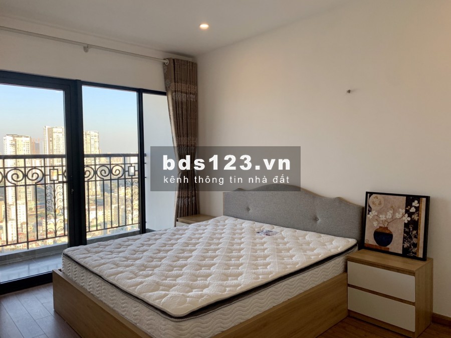 Cho thuê CHCC 6Th Element đường Nguyễn Văn Huyên, Tây Hồ căn 83m 2PN full đồ view hồ cực đẹp