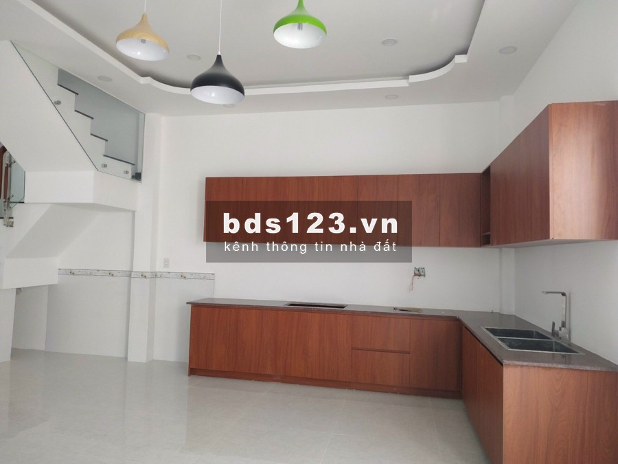 Mua nhà đón tết gần chợ Bình Chánh ngay thôi
