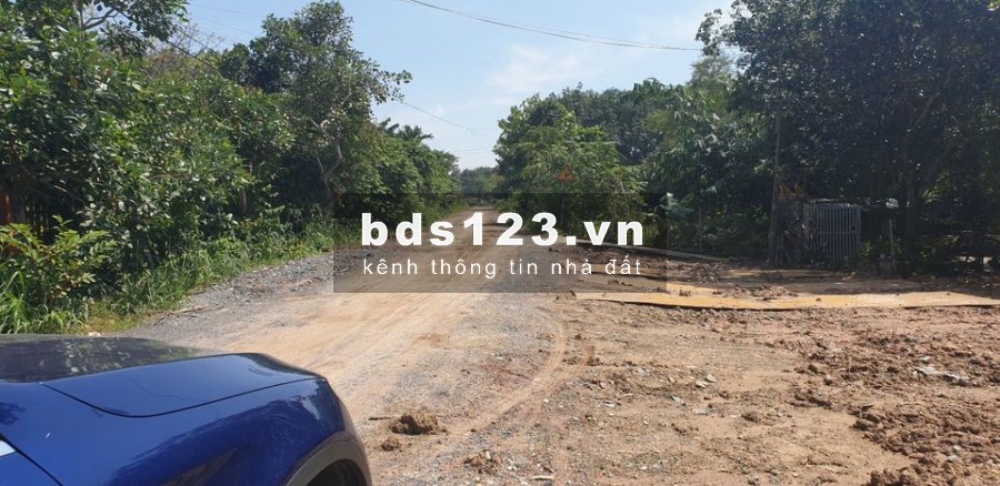 BÁN ĐẤT CỦ CHI, 10.000m2, quy hoạch khu dân cư, có thể phân lô bán nền. Call 0903 58 25 58.