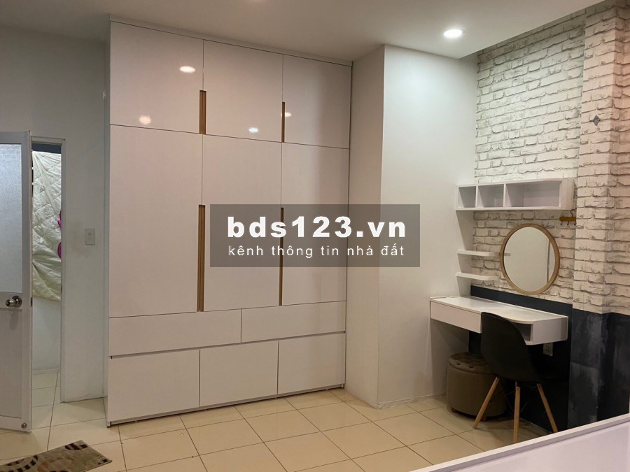 Nhà Bình Tân giá Long An.nhà 1 lầu hẻm 7m thông tiện buôn bán kinh doanh