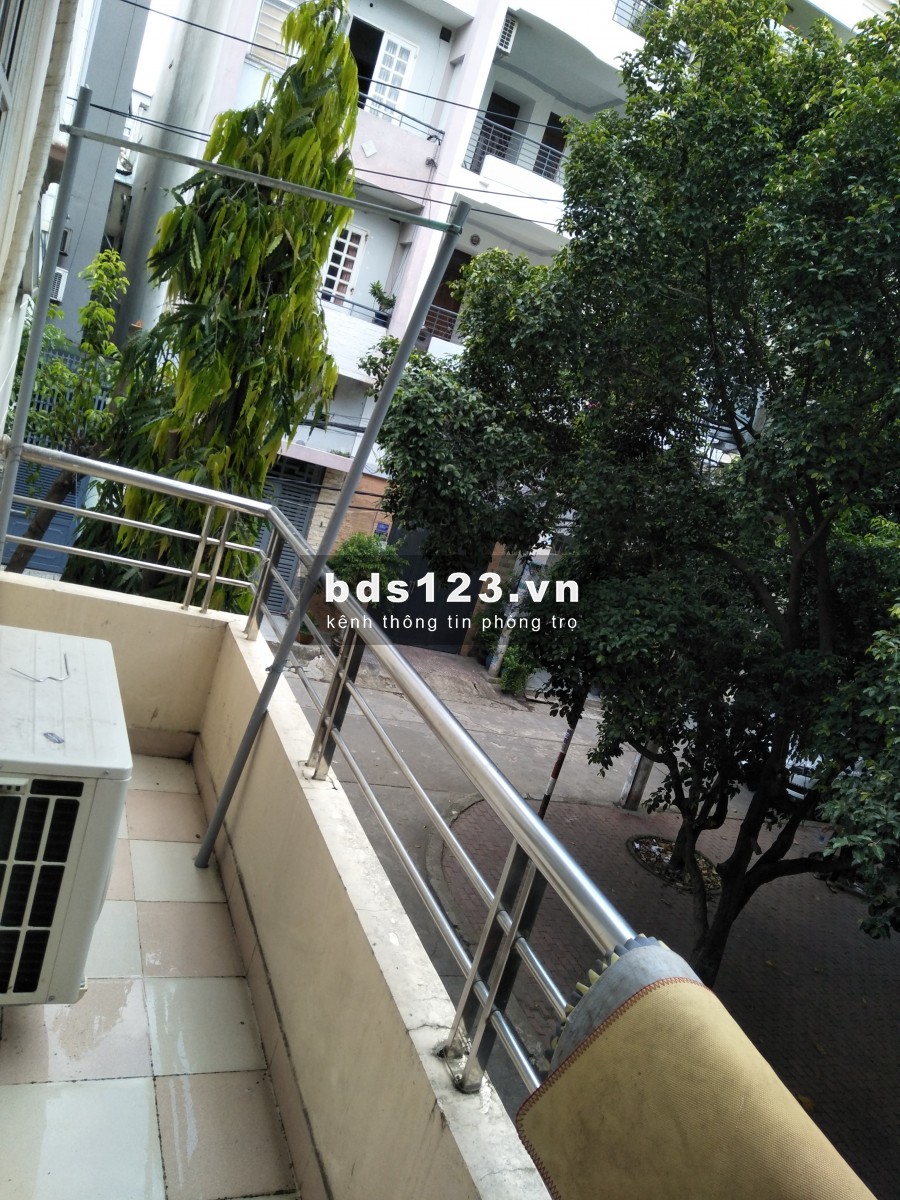 Cho thuê phòng sạch sẽ, có ban công, đủ tiện nghi thoáng mát, 20m2 giá chỉ 3,9tr/tháng đường Bạch Đằng