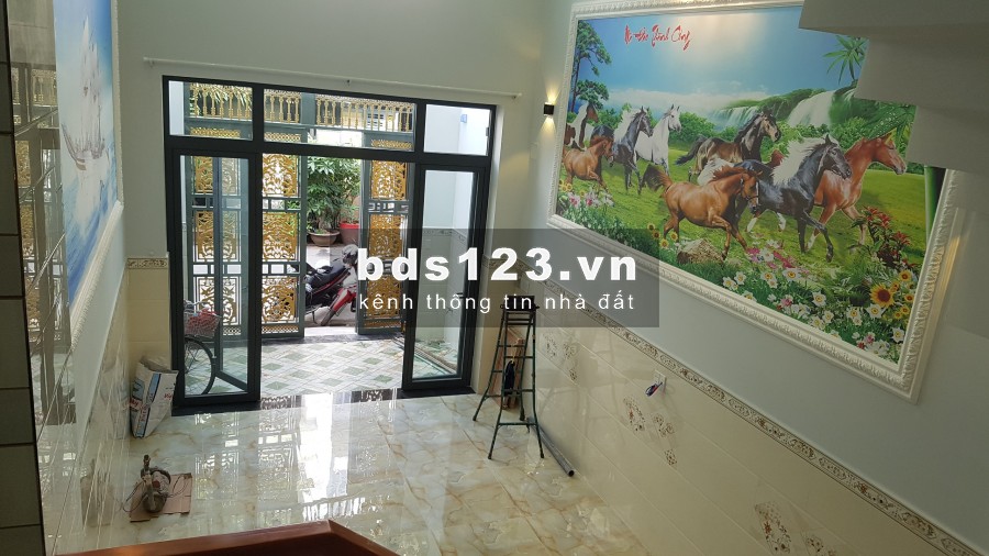 kẹt vốn cuối năm nên tôi cần bán gấp nhà hẻm 243/ mã lò bình trị đông a
