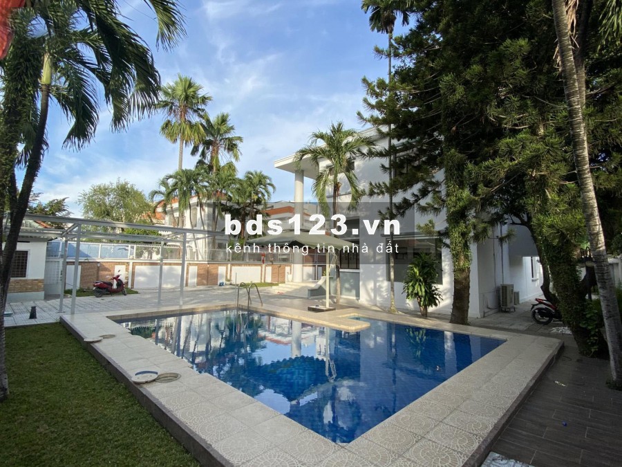 Cho thuê Villa sân vườn hồ bơi 900m2 Thiết kế hiện đại Nguyễn ư dĩ Thảo điền Quận 2 MS:497