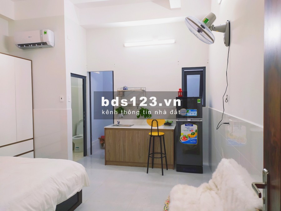 cho thuê CĂN HỘ đầy đủ tiện nghi_Nội thất_P15, Tân Bình_BAN CÔNG RIÊNG