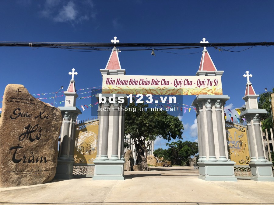 3,39 Tỷ cho lô đất cách biển Hồ Tràm 1,3km. Dân cư, villa, biệt thự hiện hữu trung tâm Hồ Tràm