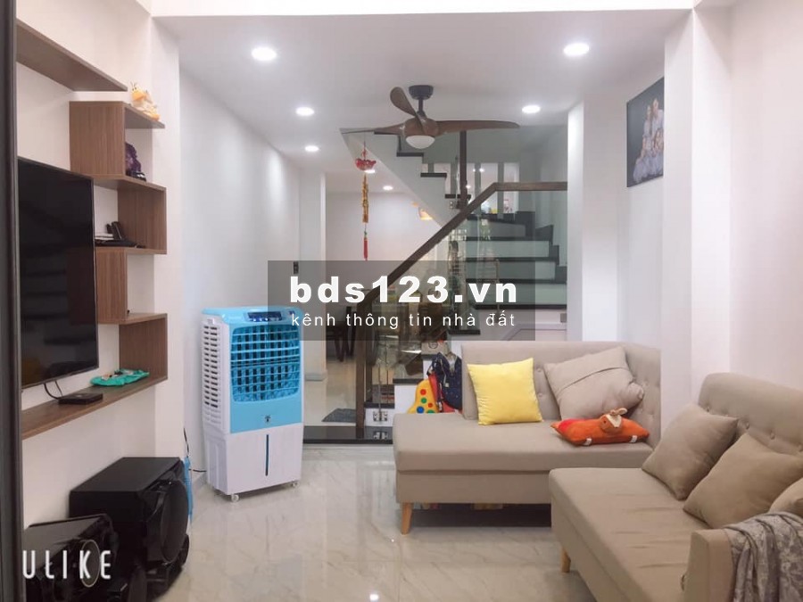 Cho thuê Nhà Tân bình HXH 4PN 5wc 5 tầng Cmt8.