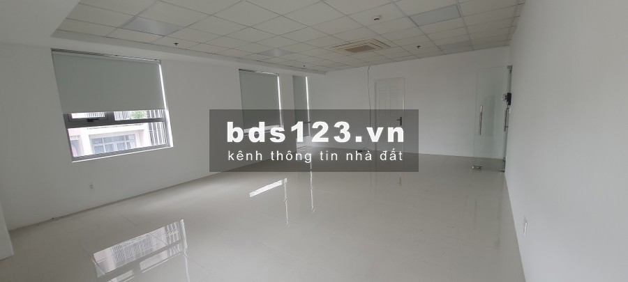 Văn phòng cho thuê Luxcity - 528 Huỳnh Tấn Phát, Quận 7.