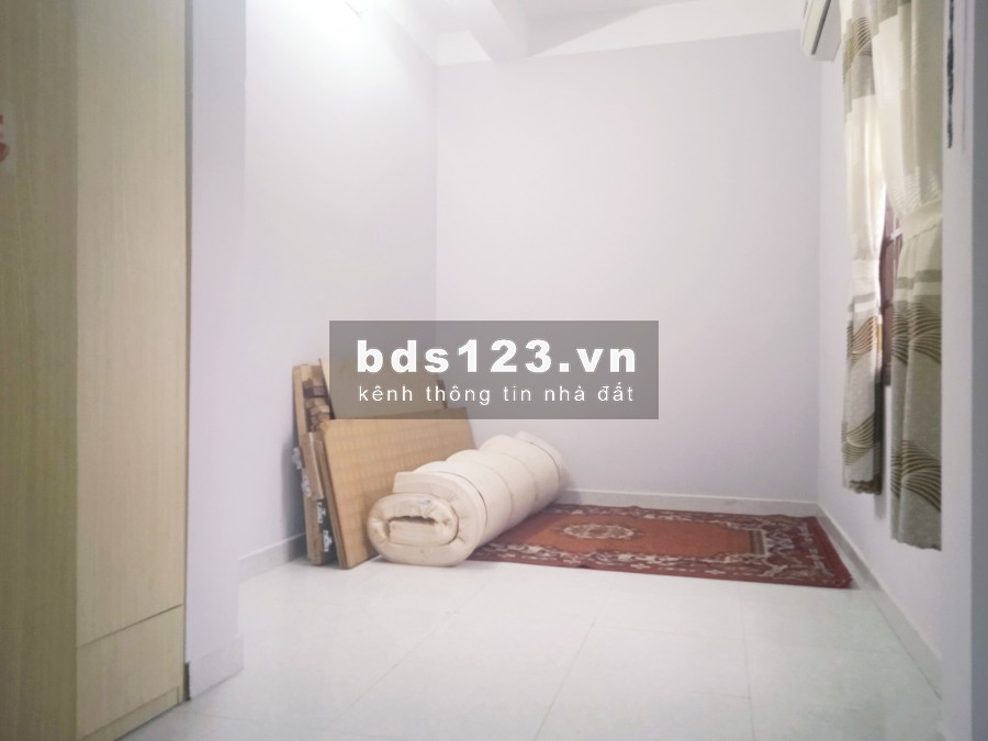 Cho thuê 60m2 tầng 2 giá cực rẻ tại Trưng Nữ Vương, Hải Châu, Đà Nẵng
