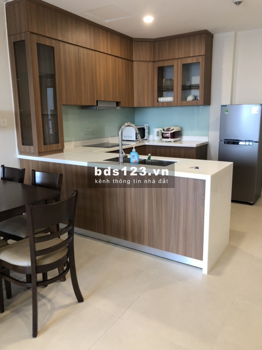 Cho thuê chung cư CC KOSMO Tây Hồ 80m2 2PN 2WC Full đồ vào ở luôn.L/H : 0963146006