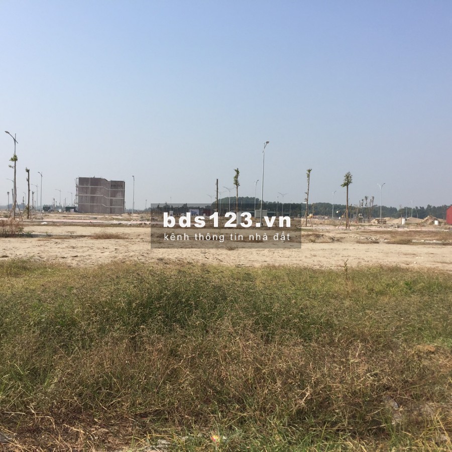Bán đất mặt tiền đẹp Thị Trấn Hồ Thuận Thành Bắc Ninh