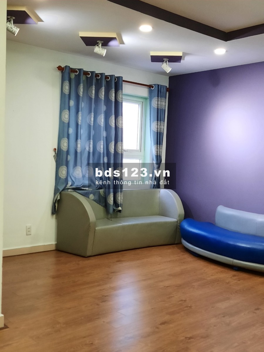 Bán gấp CH 8X Đầm Sen 1PN , Bancon rộng nhà thoáng mát