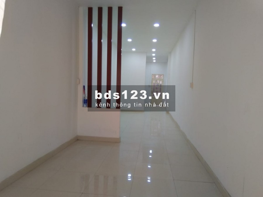 Cho thuê nhà mới đẹp giá rẻ C 4 Phạm Hùng, khu an ninh nhiều tiện ích