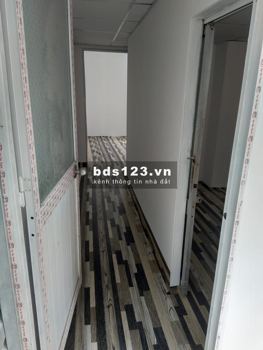 Cho thuê nhà mới đẹp giá rẻ C 4 Phạm Hùng, khu an ninh nhiều tiện ích