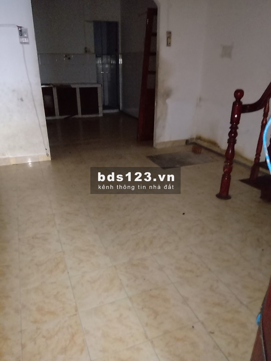 Cho thuê nhà nguyên căn đường Đồng Xoài gần chợ Hoàng Hoa Thám