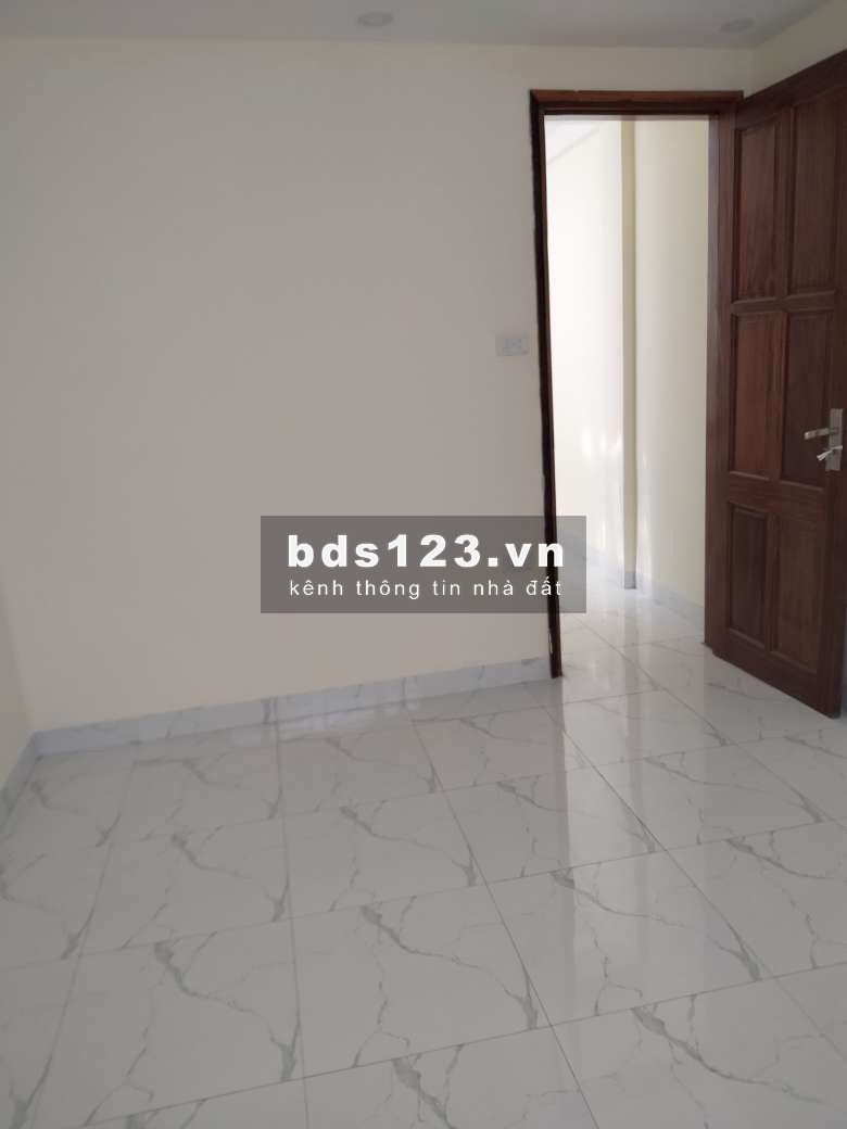 Bán GẤP GẤP nhà Bắc Từ Liêm 45m2 mặt tiền 5.5m 2.75 tỷ - 0981209789