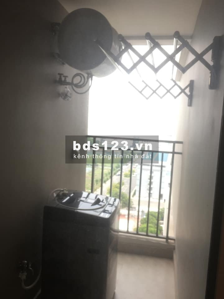Cho thuê căn hộ 2PN 70m2 view không nắng, Novaland Golden Mansion Phú Nhuận, 14 triệu/th 0908860378