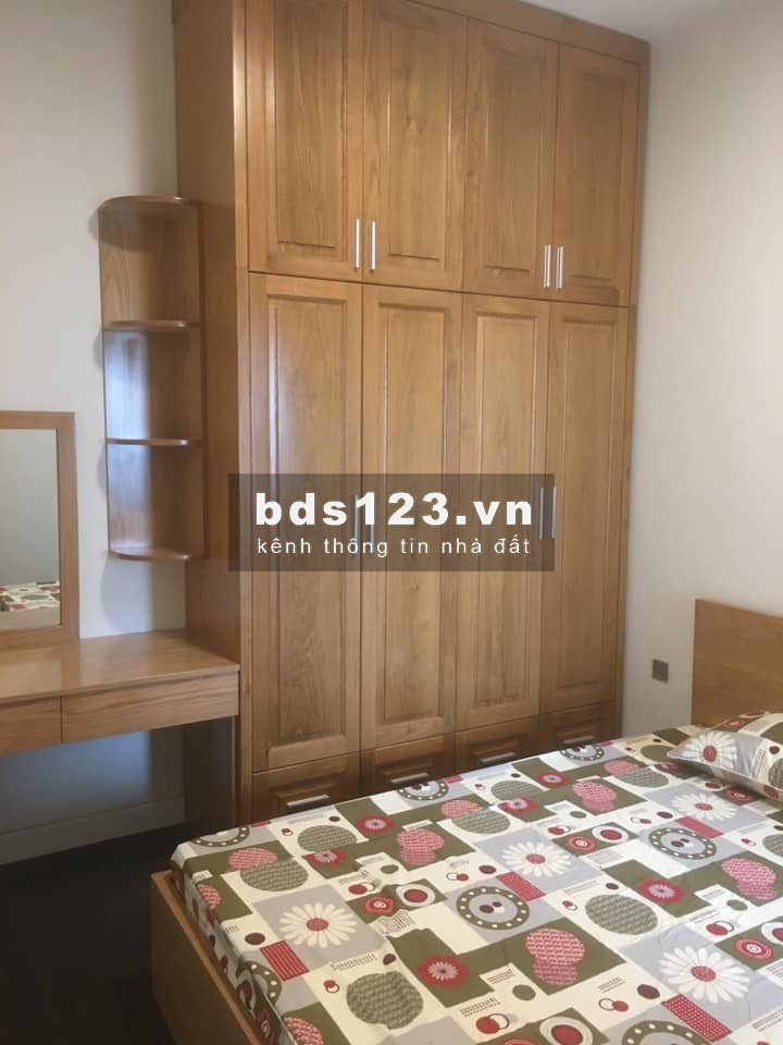 Cho thuê căn hộ 2PN 70m2 view không nắng, Novaland Golden Mansion Phú Nhuận, 14 triệu/th 0908860378