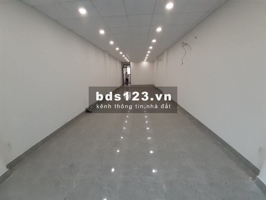 cho thuê Văn Phòng 4x20m Hầm Trệt 3 lầu An Phú-Q2 MS: 77