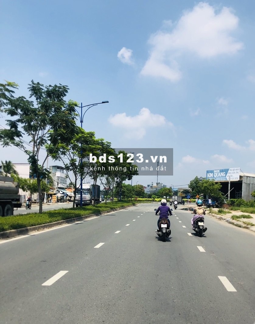 TÔI CẦN BÁN GẮP 400m2 ĐẤT THỔ CƯ NẰM TRÊN MẶT TIỀN ĐƯỜNG SỐ 7 Q BÌNH TÂN, GIÁ BÁN 32 TRIỆU/m2 XÂY KHO, XƯỞNG, BIỆT THỰ, NHÀ TRỌ