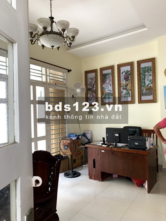 Nhà 2 Lầu Sân Thượng Hẻm Xe Hơi 502 Huỳnh Tấn Phát, P.BT, Quận 7