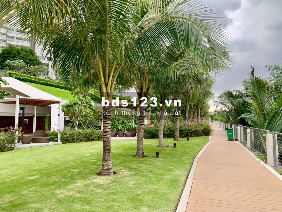 Bán căn hộ 3PN - Dt 119m2 - View Sông SG - LM81- Giá:9.1 tỷ (full).Lh 0903 989 980. Em Trí