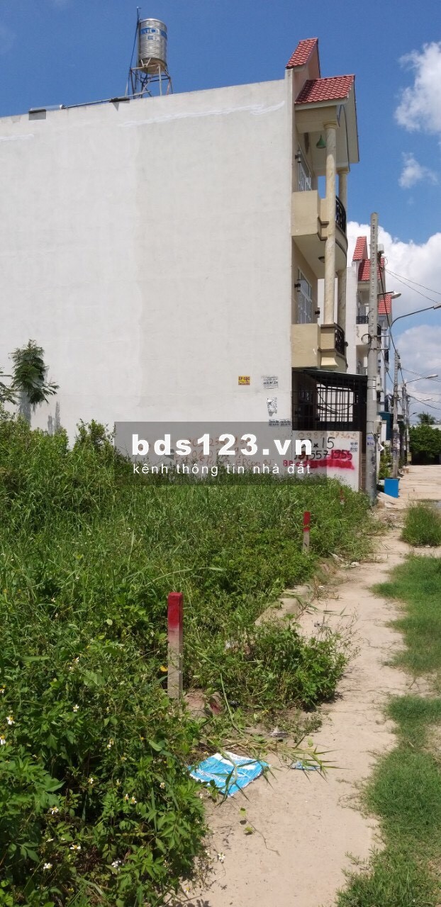 Đất đường xe hơi TX43, 5 x 16 m, sổ riêng, giá rẻ