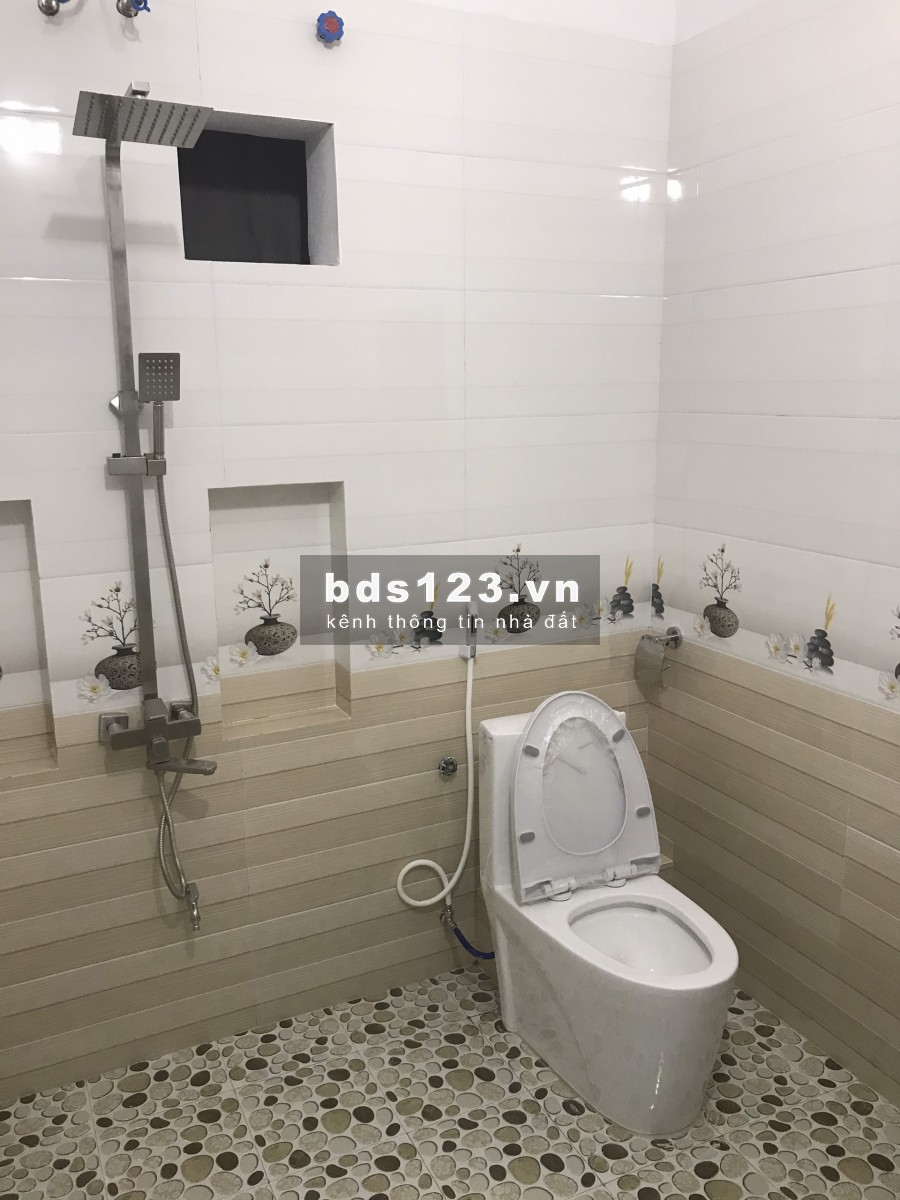 Bán nhà mặt phố Chương Dương, Hải Dương, 45.6m2, 3 tầng, gara, 2 tỷ 450 triệu