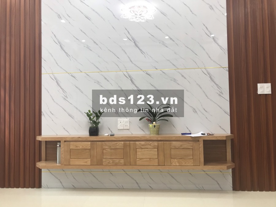 Bán nhà mặt phố Chương Dương, Hải Dương, 45.6m2, 3 tầng, gara, 2 tỷ 450 triệu