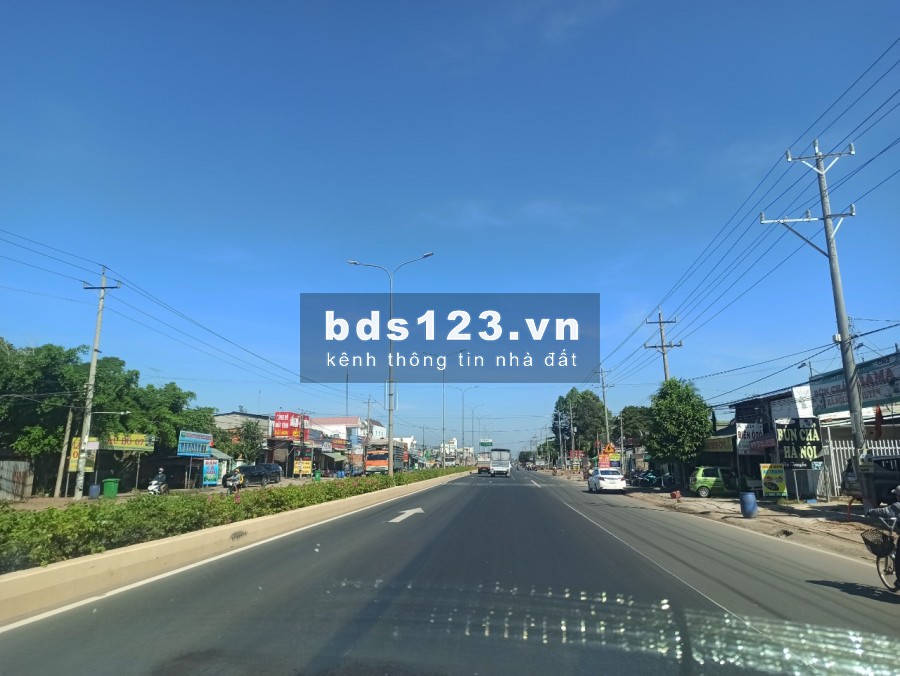 Cần bán lô đất ngay KCN Đồng Xoài , 1220m2 tôi bán 560trieu, vị trí đẹp đầu tư tốt