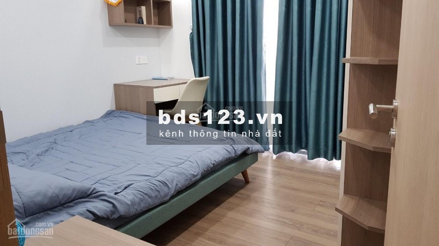 Cho thuê căn hộ cao cấp rộng 130m2, 3 PN, 3 hướng, view sông, giá 50 triệu/tháng, cc Riverpark Premier