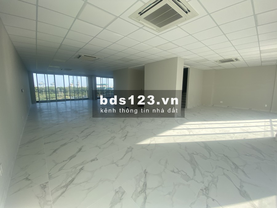 Cần cho thuê văn phòng sala 1000m2 giá tốt 210 triệu/tháng